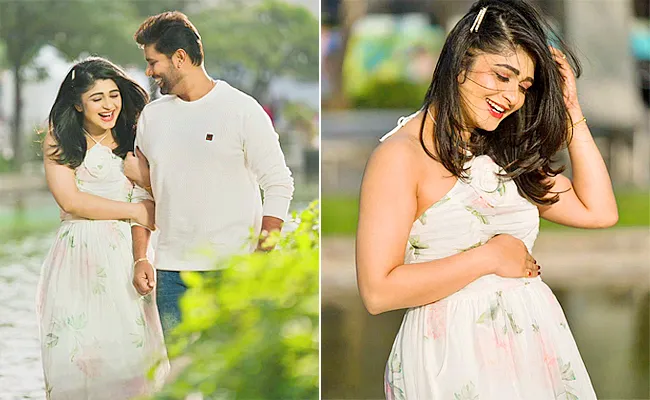 Aditi Prabhudeva Shares Baby Bump Photos In Instagram Goes Viral - Sakshi