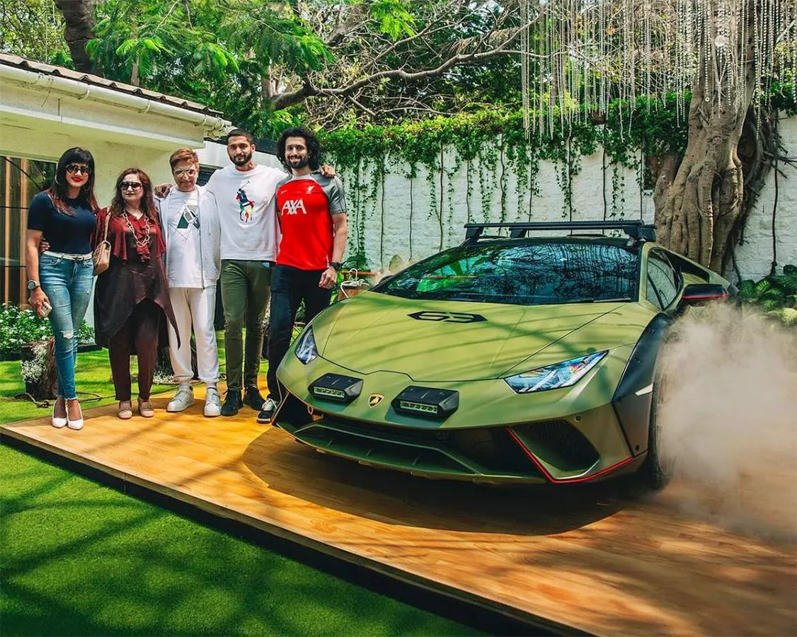 Angel Broking CEO Dinesh Thakkar's Rs 5 Crore Lamborghini - Sakshi