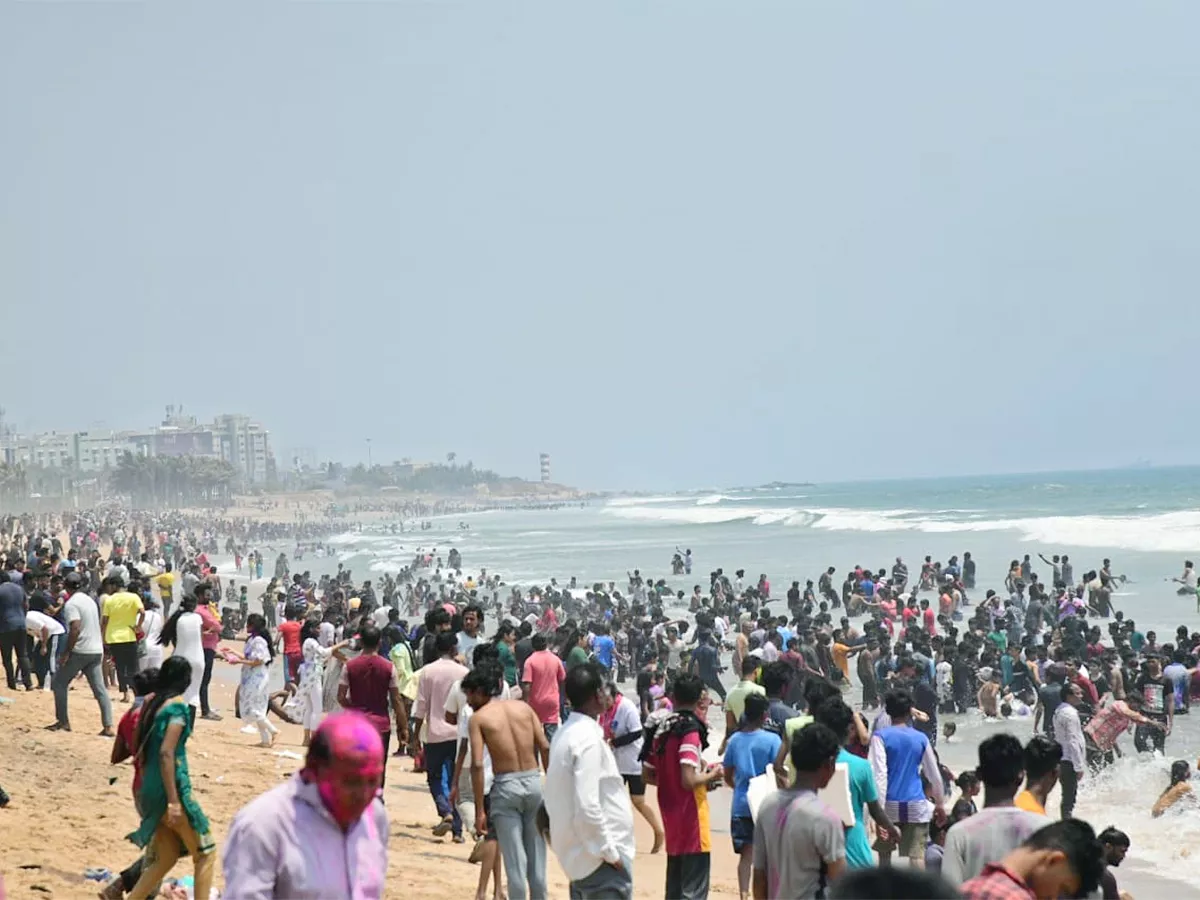 Holi Celebrations at Vizag RK Beach