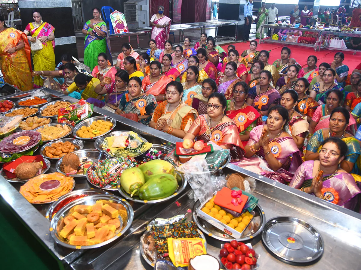 Ashadha Mahotsavam in indrakeeladri temple