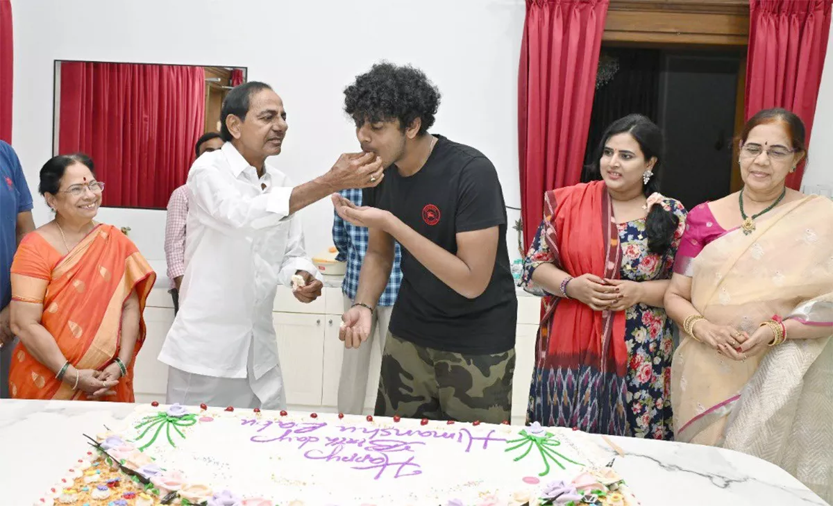 KTR Son Himanshu Birthday Celebrations at KCR Farmhouse