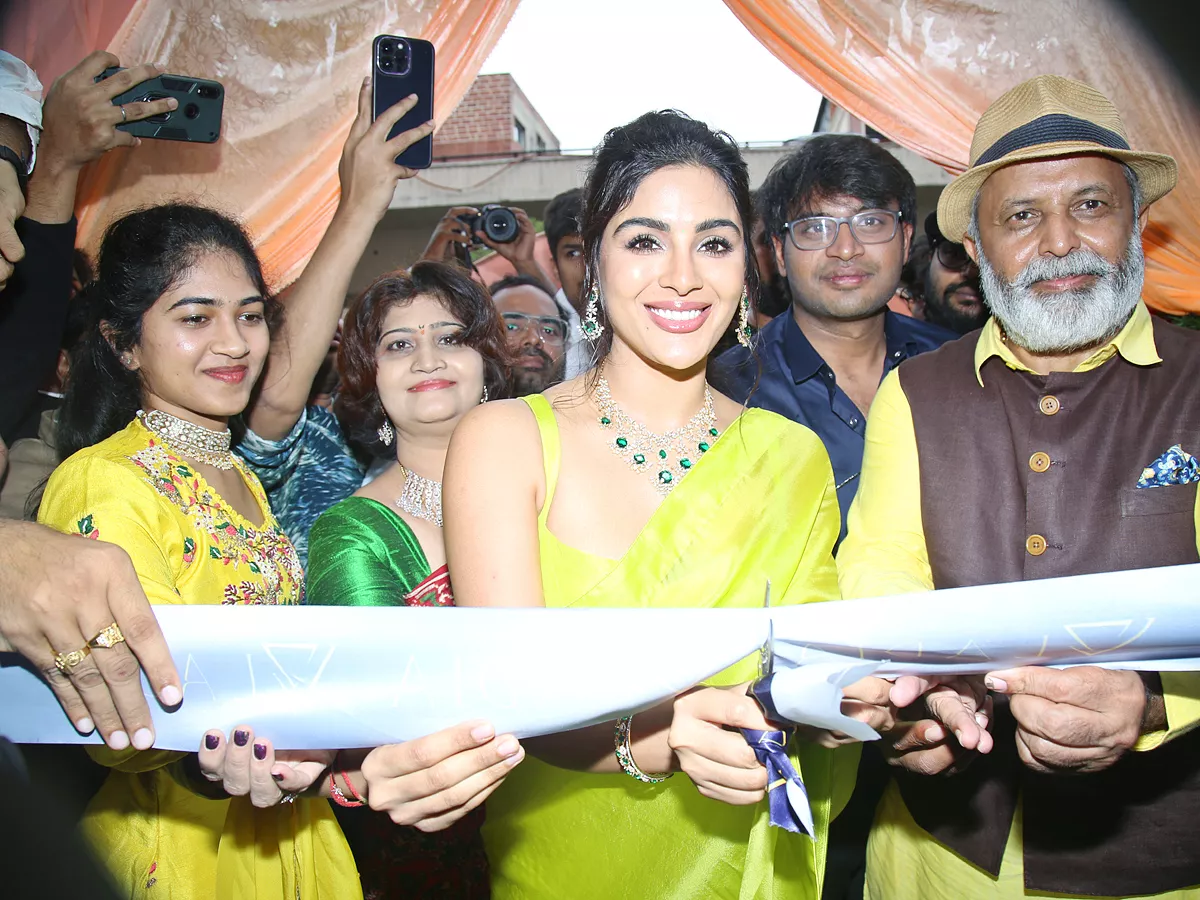 Actress Samyuktha Menon Launches Ladia Lab Grown Diamonds Photos