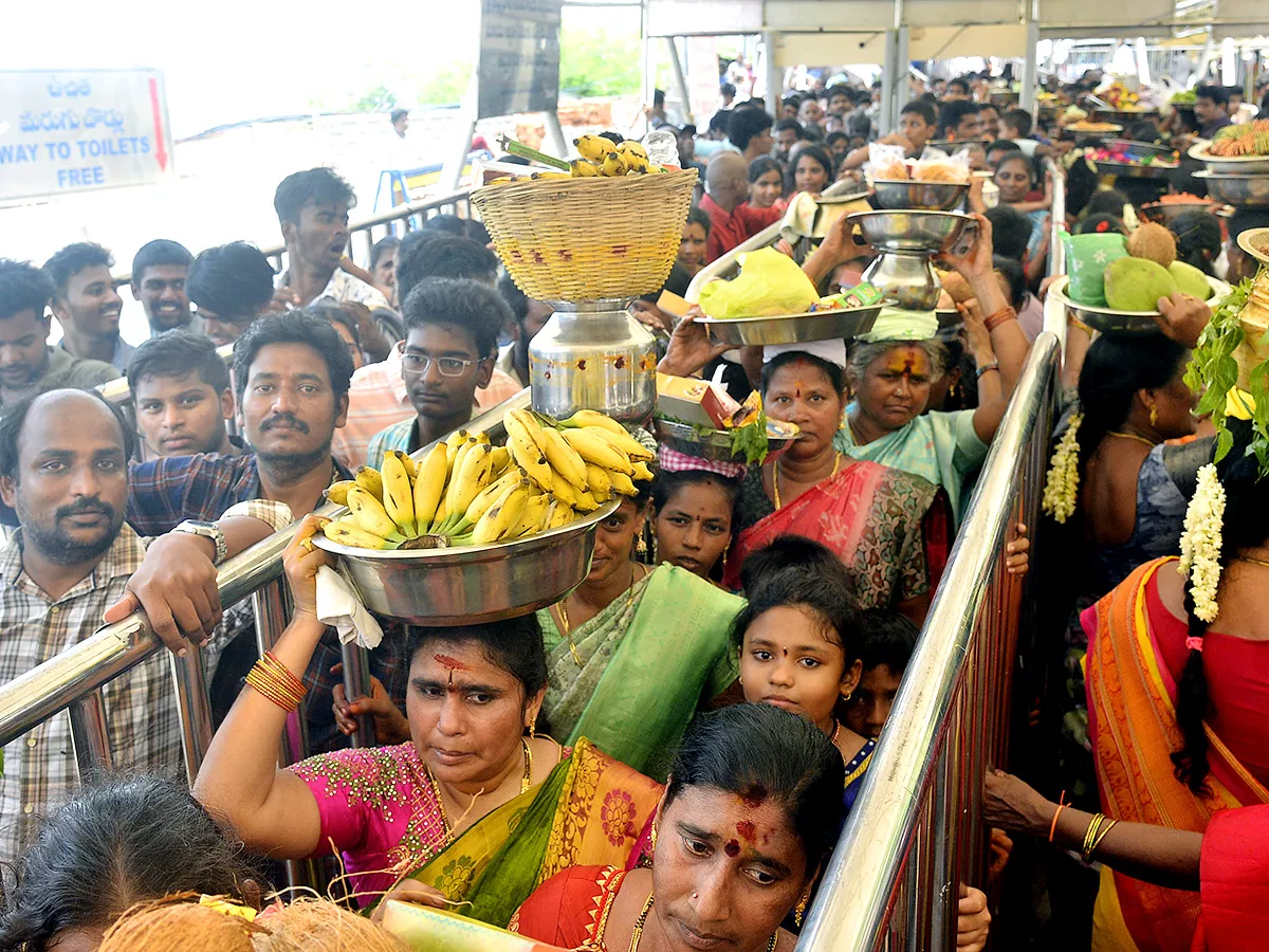 Indrakeeladri Durgamma Ashadam Celebrations Photos