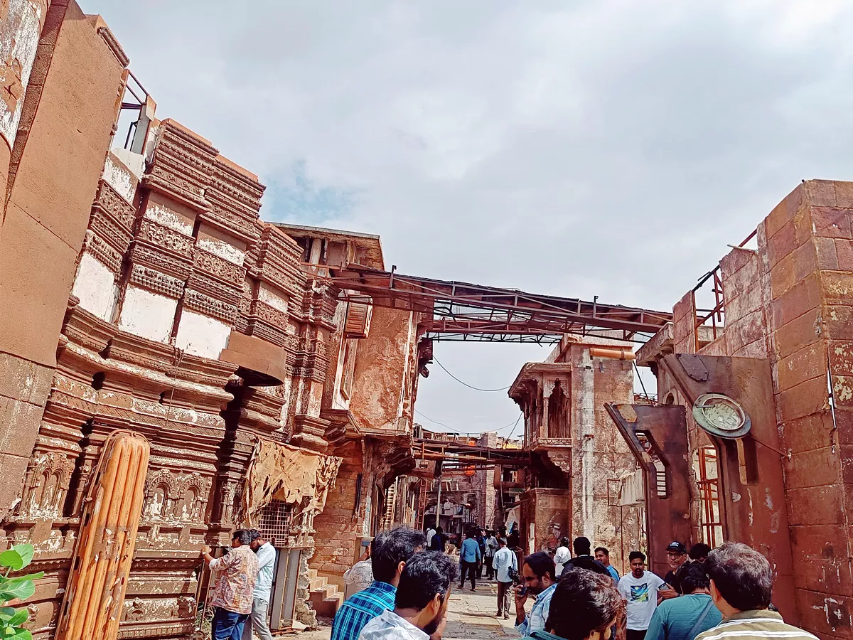 Prabhas 'Kalki' Movie Kashi Set Photos 