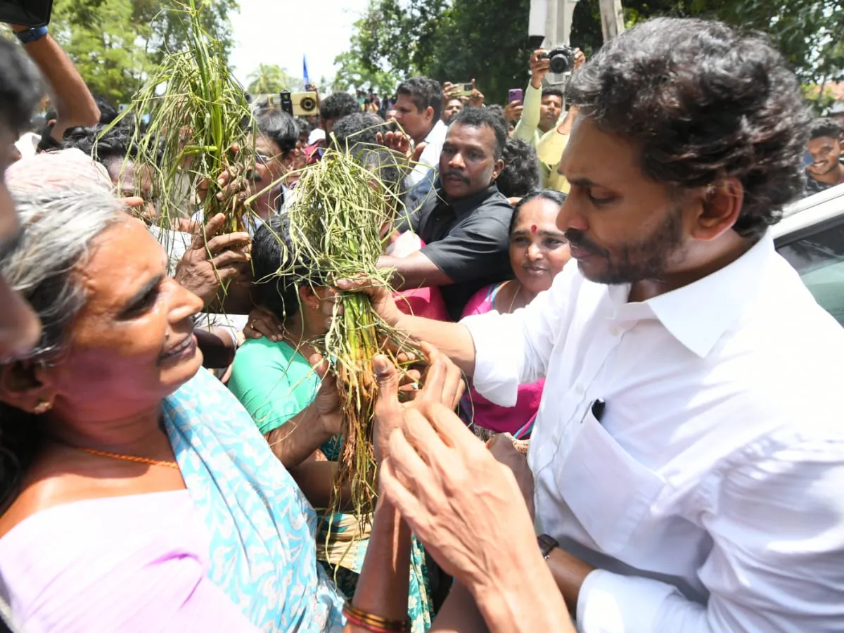 YS Jagan Visits Pithapuram Floods Affected Areas Photos