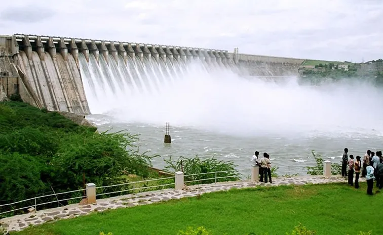 26 Crest Gates Of Nagarjuna Sagar Dam Opened Photos Goes Viral