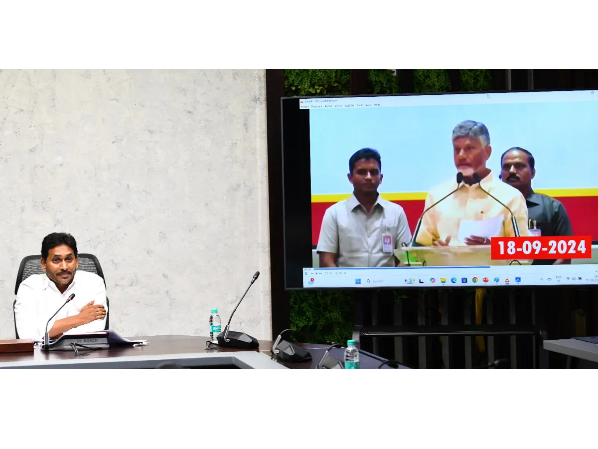 YS Jagan Press Meet on Tirumala Tour And Tirupati Prasadam Controversy‪ Photos1