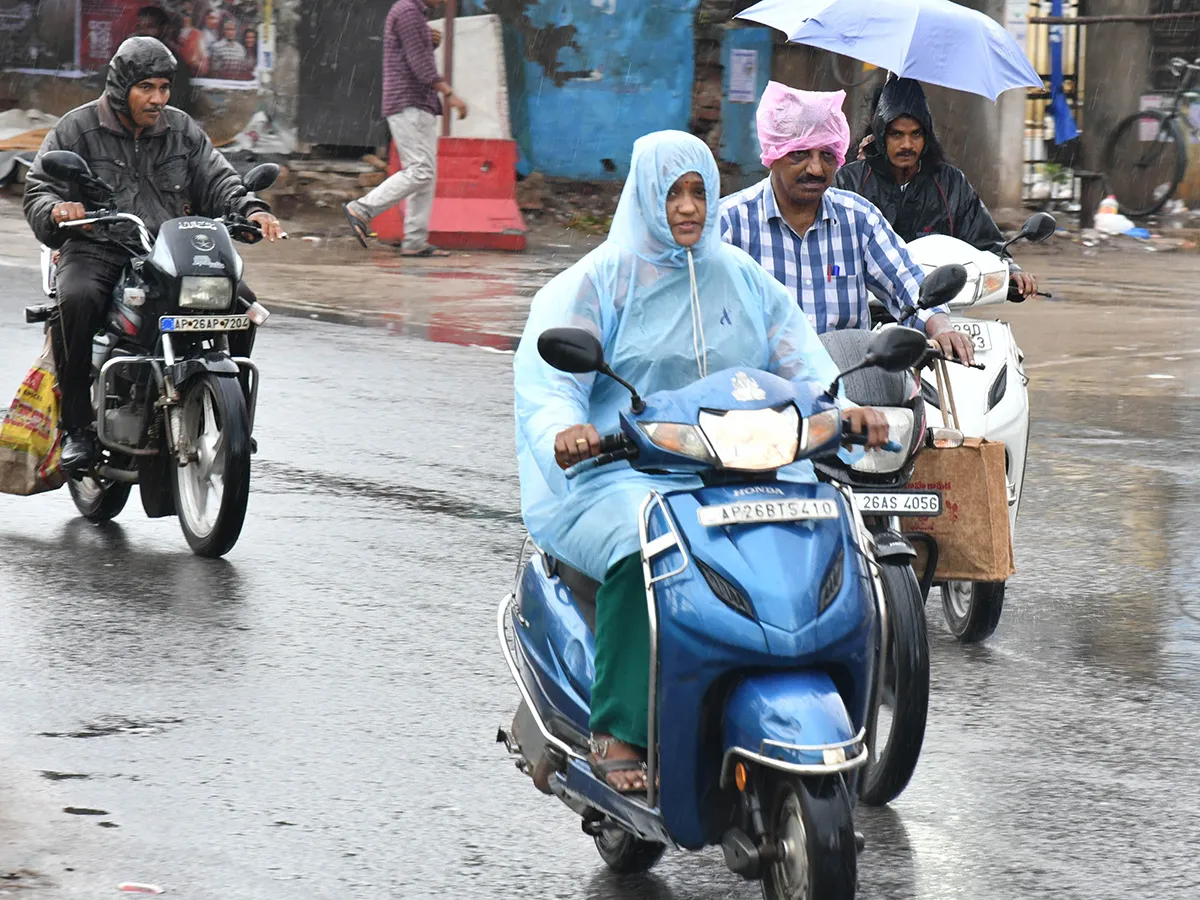 heavy rains in andhra pradesh updates