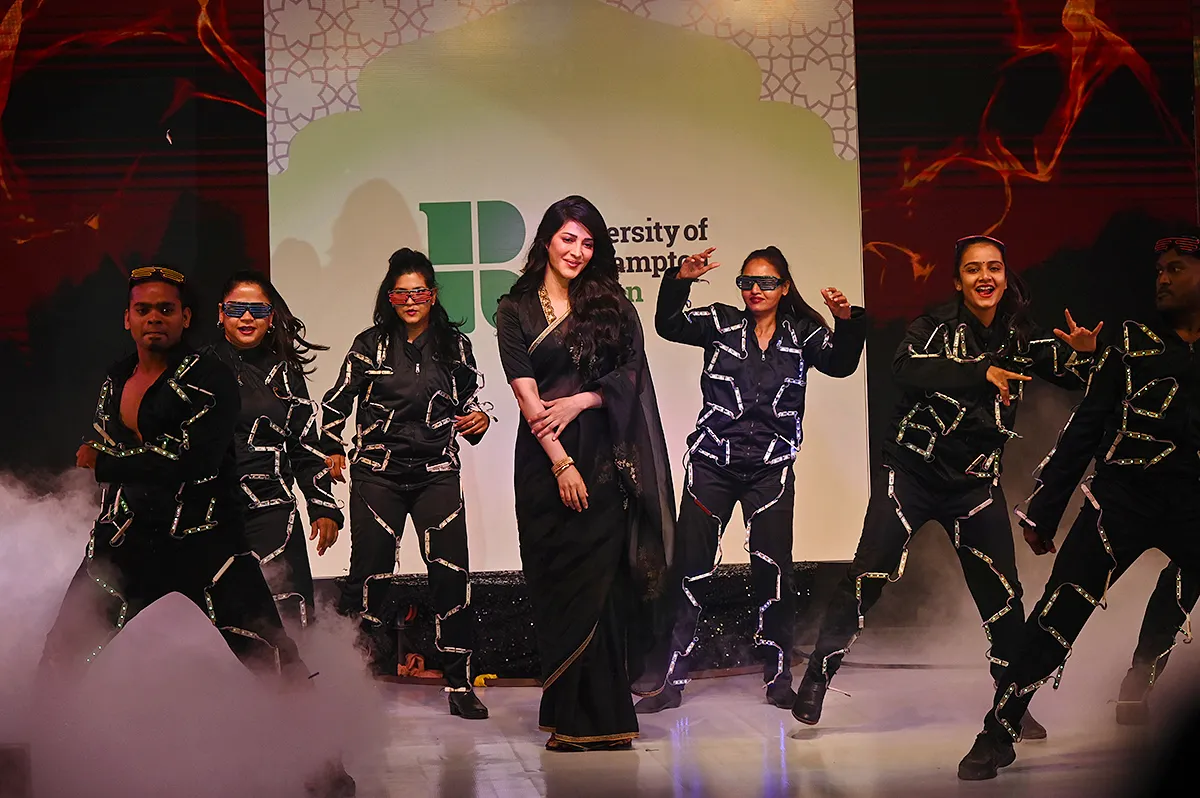 Actress Shruti Haasan who created buzz in Hyderabad Photos