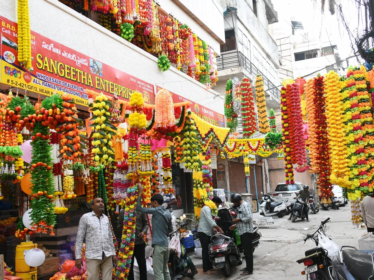 Diwali 2024 Shopping Buzz At Hyderabad