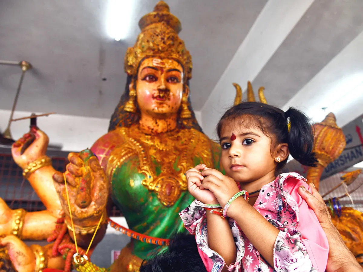 Heavy Rush at Vijayawada Durga Temple Photos