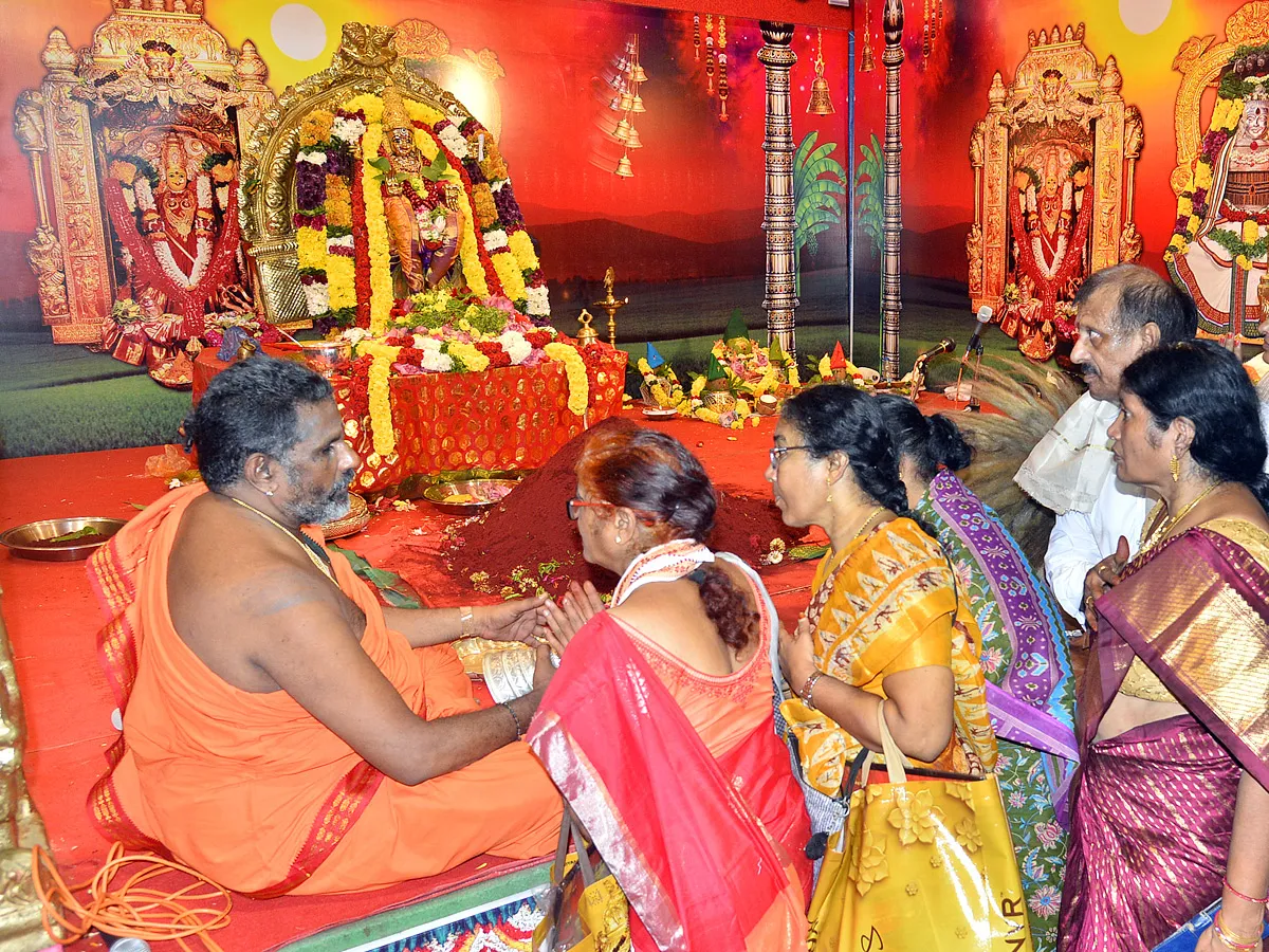 Dussehra Celebration Starts at Indrakeeladri Photos