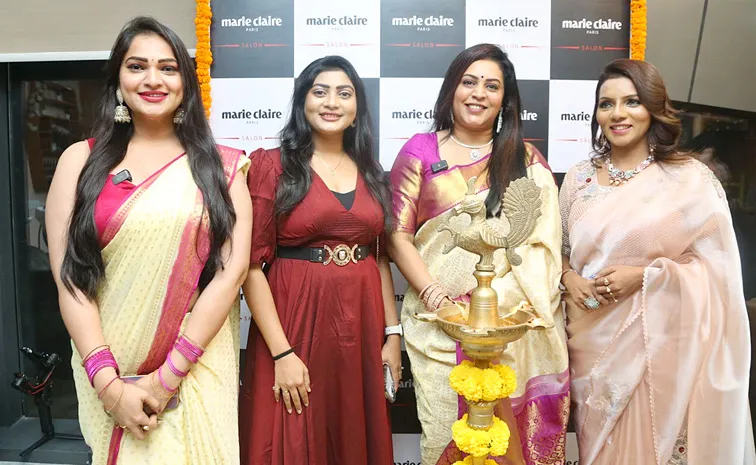 Bigg Boss Celebreties Launched Salon in Narsingi Photos