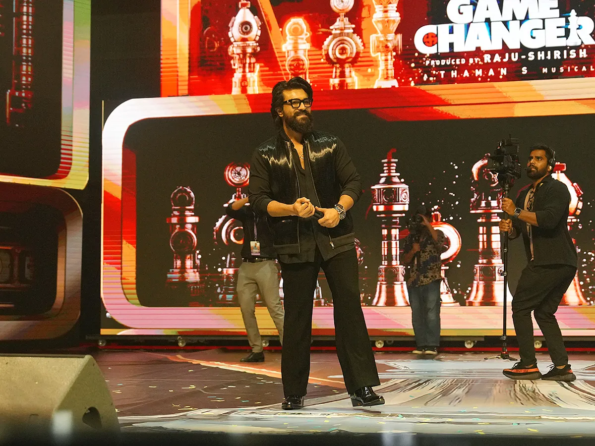 Ram Charan Game Changer Global Event At Dallas photos goes viral