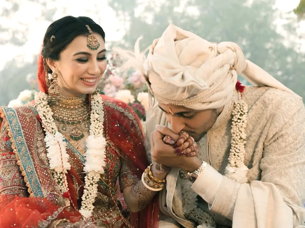 Darshan Raval Marries Best Friend Dharal Surelia in a Dreamy Indian Wedding