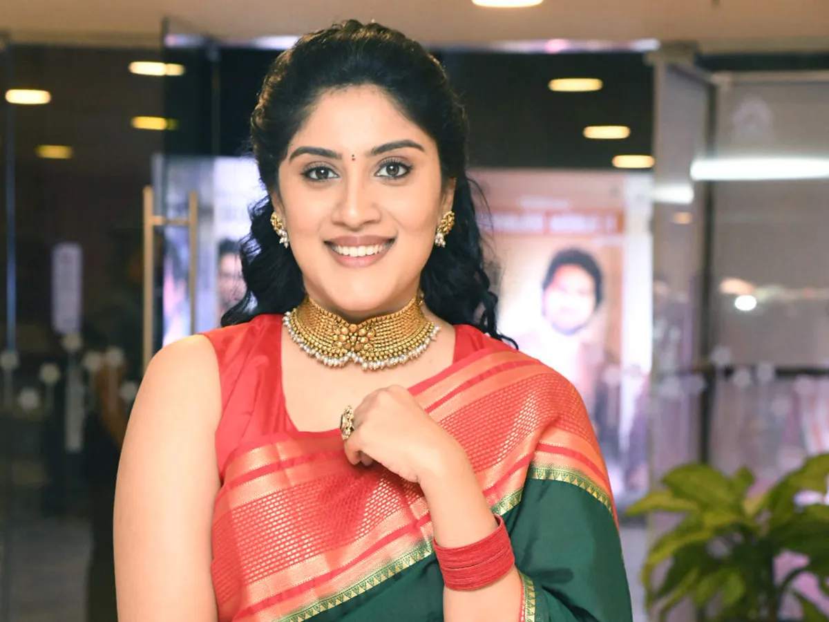 Actress Dhanya Balakrishna At Baapu Pre Release Event10