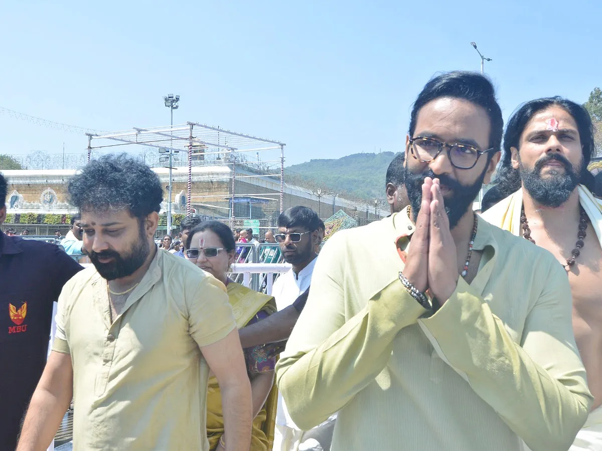 Manchu Vishnu And Siva Balaji Visits Tirumala Photos