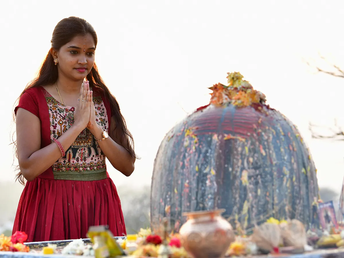 Shivaratri 2025 Celebrations in Keesaragutta Temple Photos