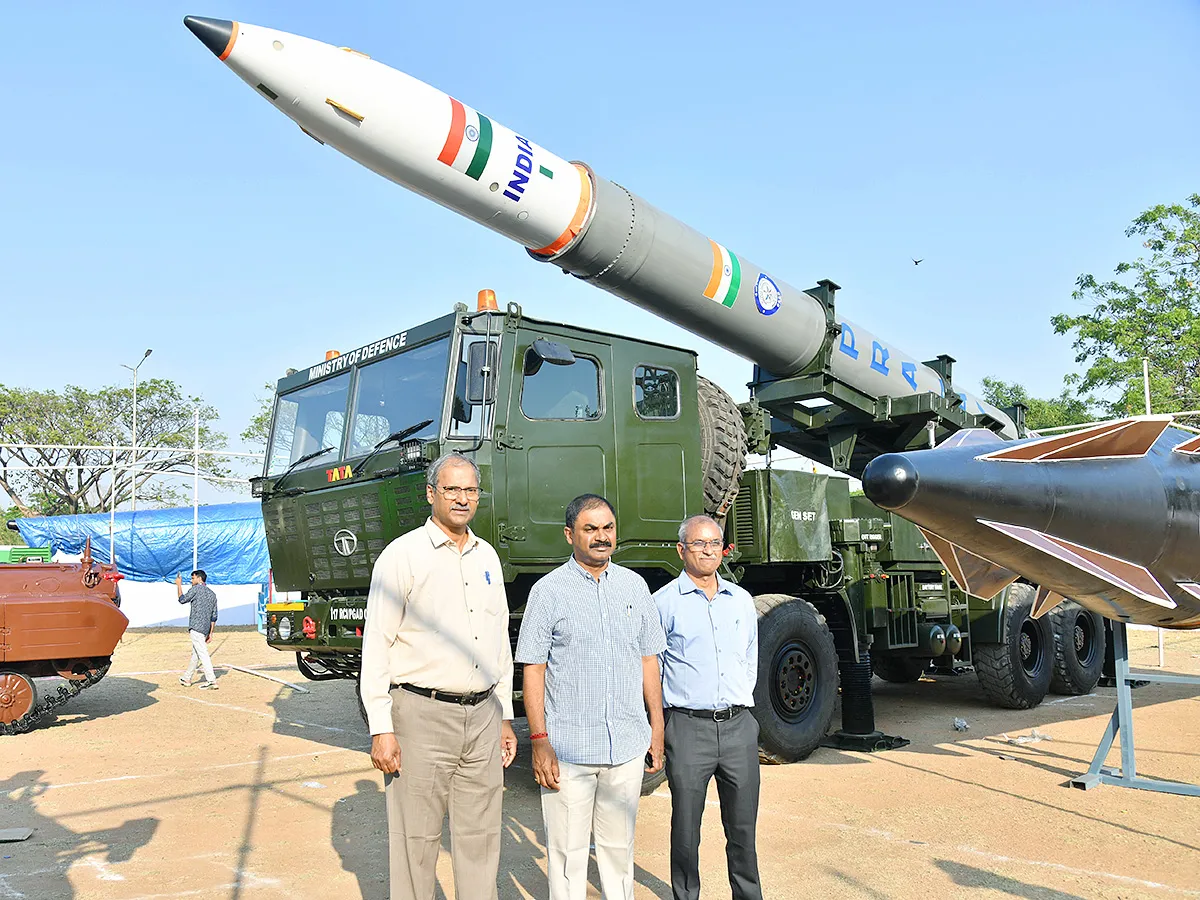 Gachibowli Stadium : Vigyan Vaibhav Exhibition 2025 at Hyderabad 